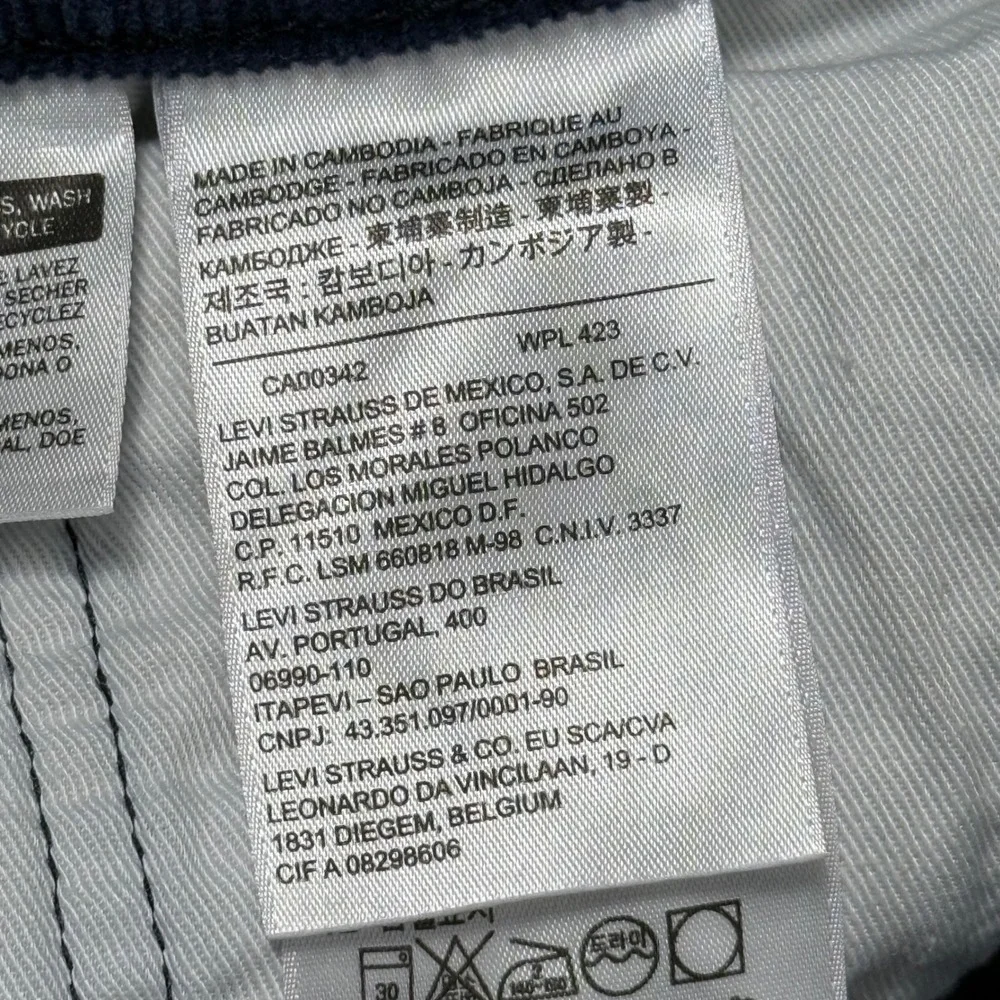 Levis‎ 511 Slim Fit Fine Wale Corduroy Pants Mens 32x34 Navy Blue Stretch